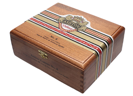 Cabinet No.6 Robusto